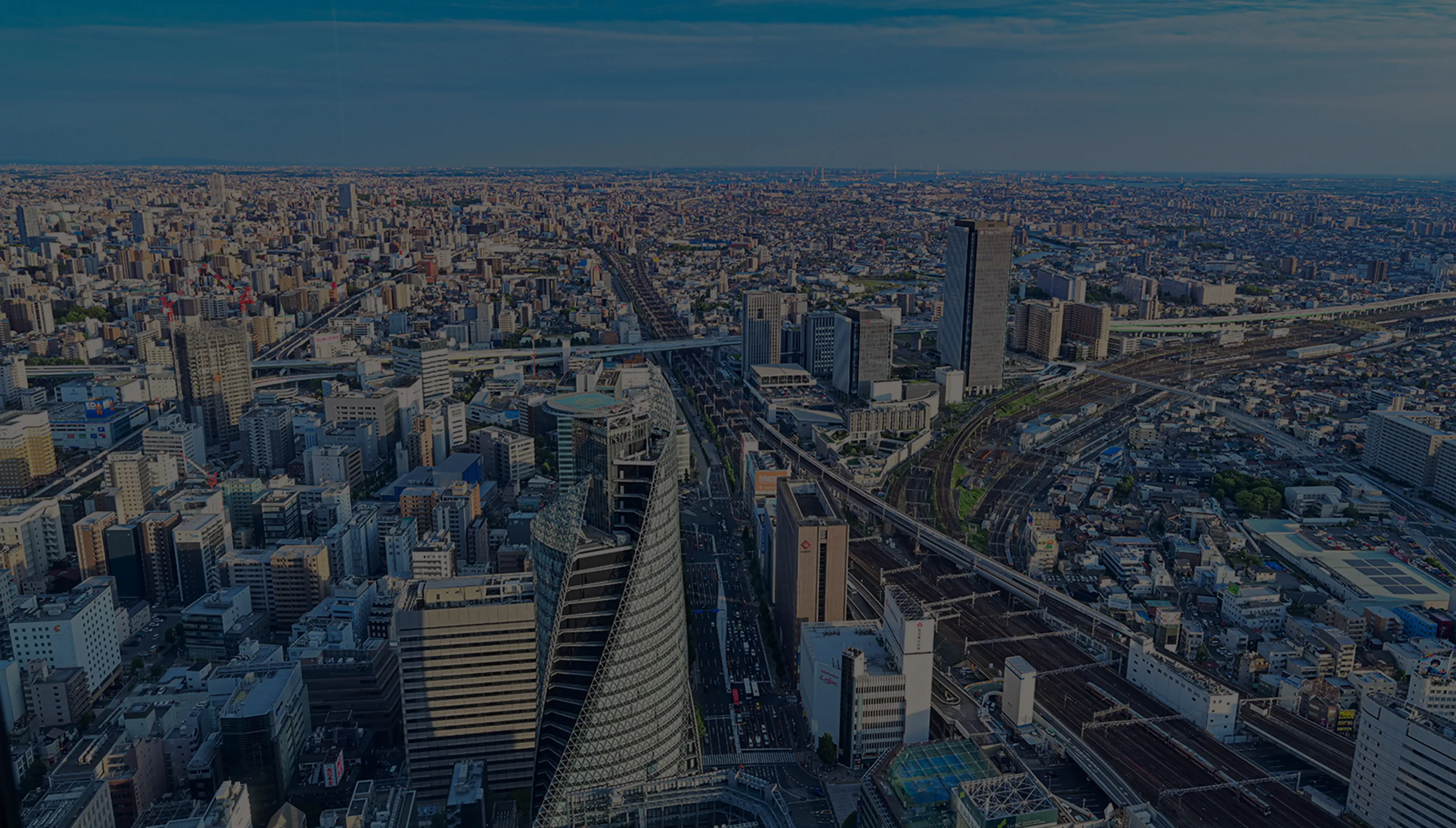 すべての現場に、小回りの利くソリューションを